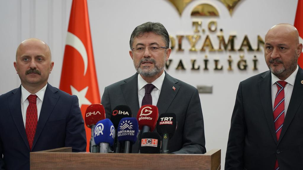Bakan Yumaklı: ‘Zirai ilaçlar artık reçete ile alınacak’